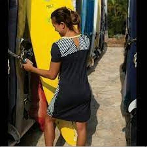 Title Nine Dream Overdrive Dress Stretch Athleisure Geometric Black Women XS - Picture 1 of 13